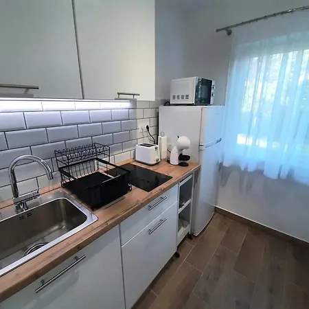 Elizabeth * Balatonfenyves