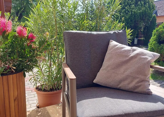 Elizabeth Feriehus *